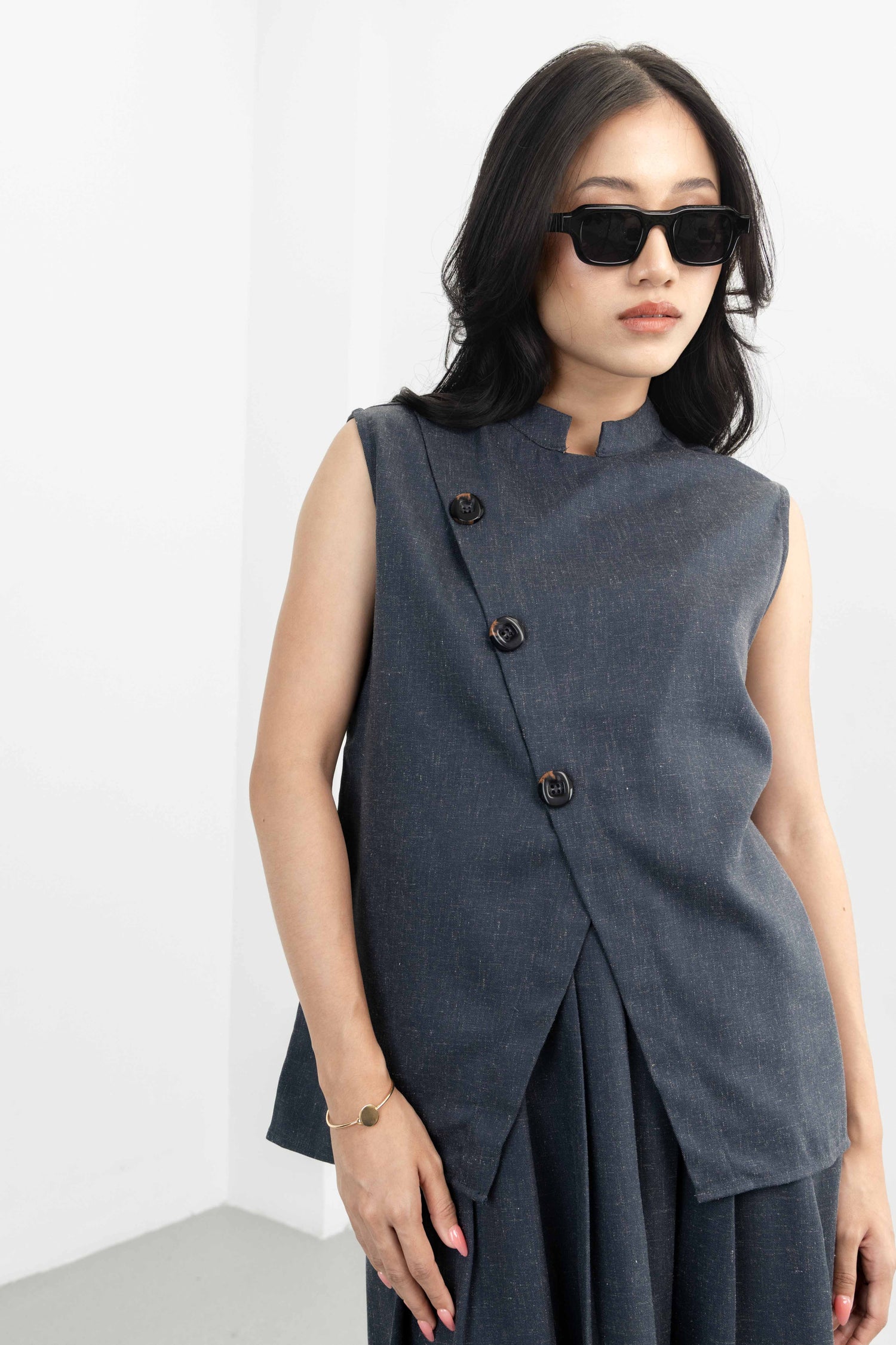 Ranaya Vest