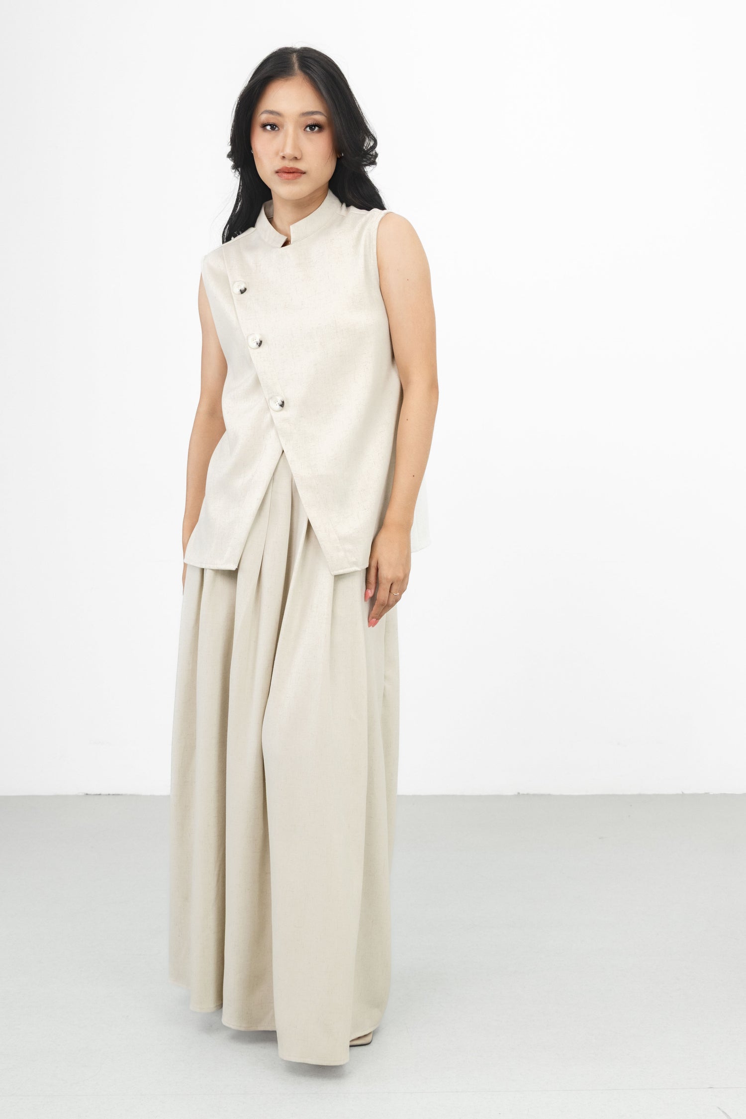 Ranaya Vest