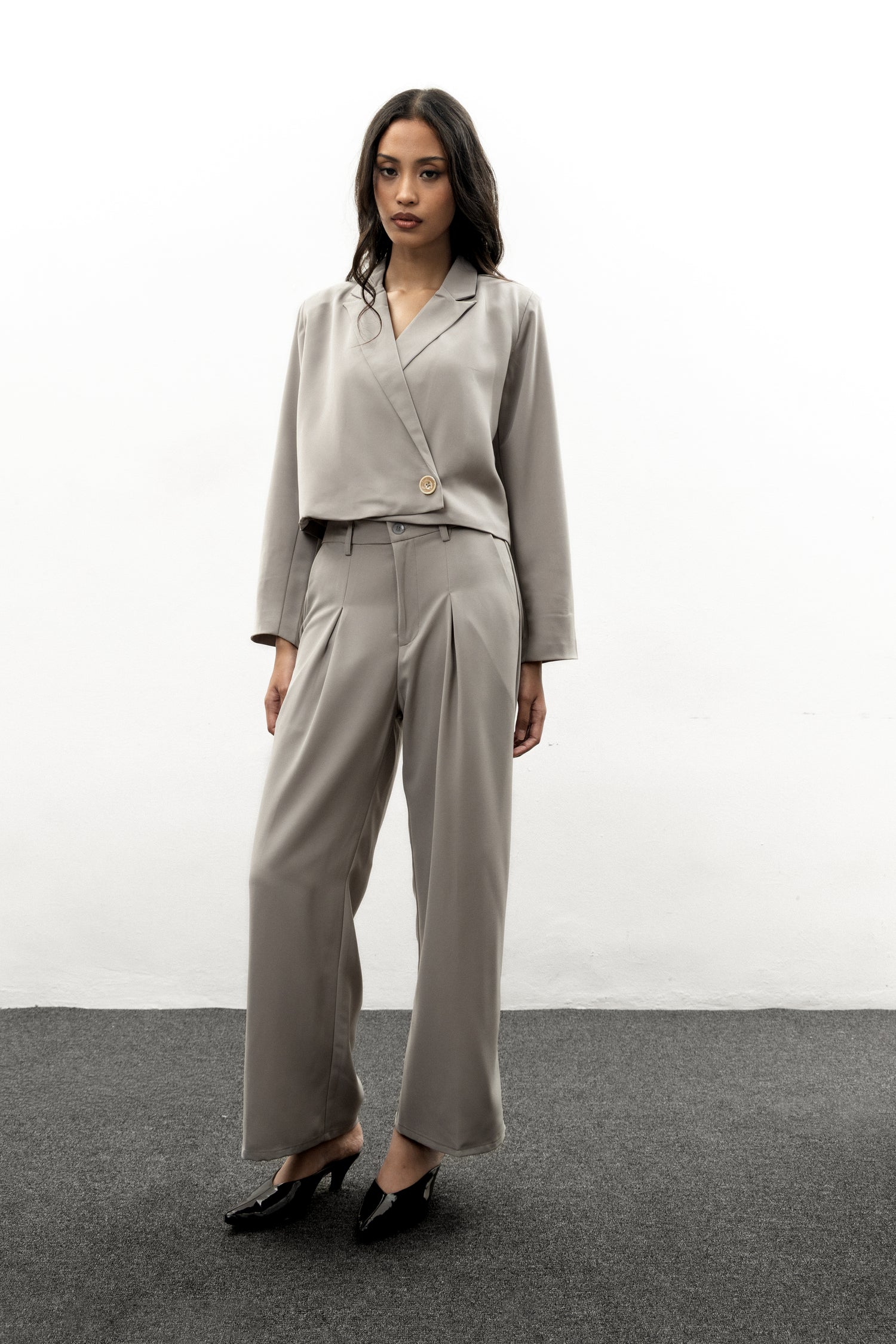 Olive Crop Blazer