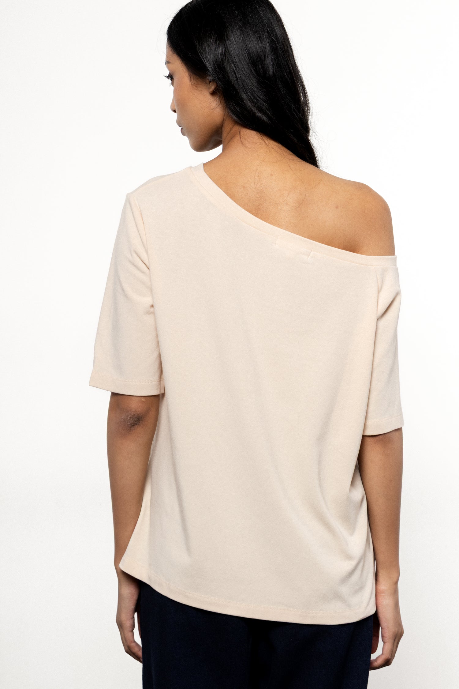 Aqira Top