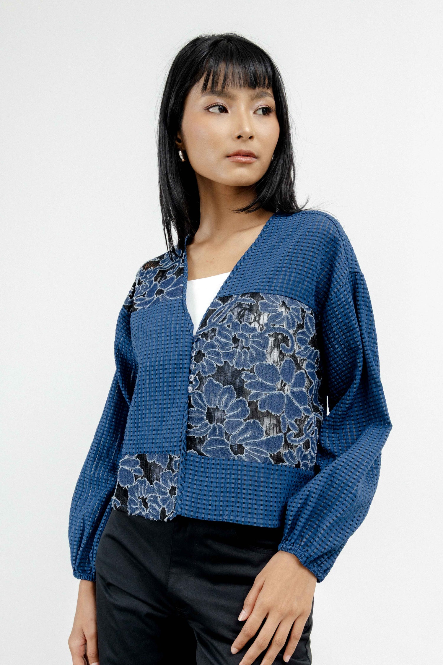 Avika Outer