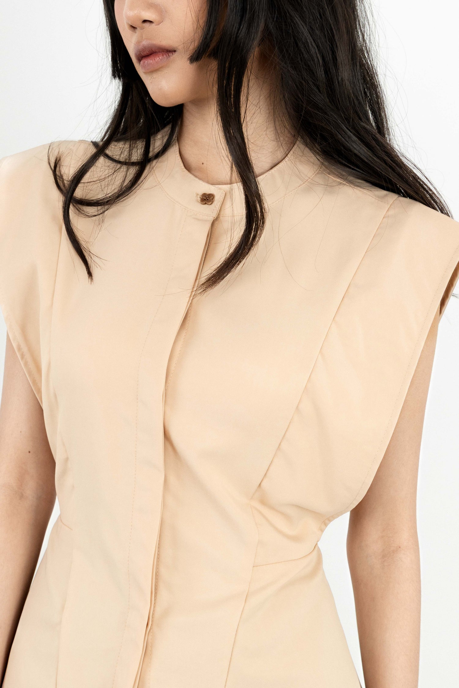 Noel Vest