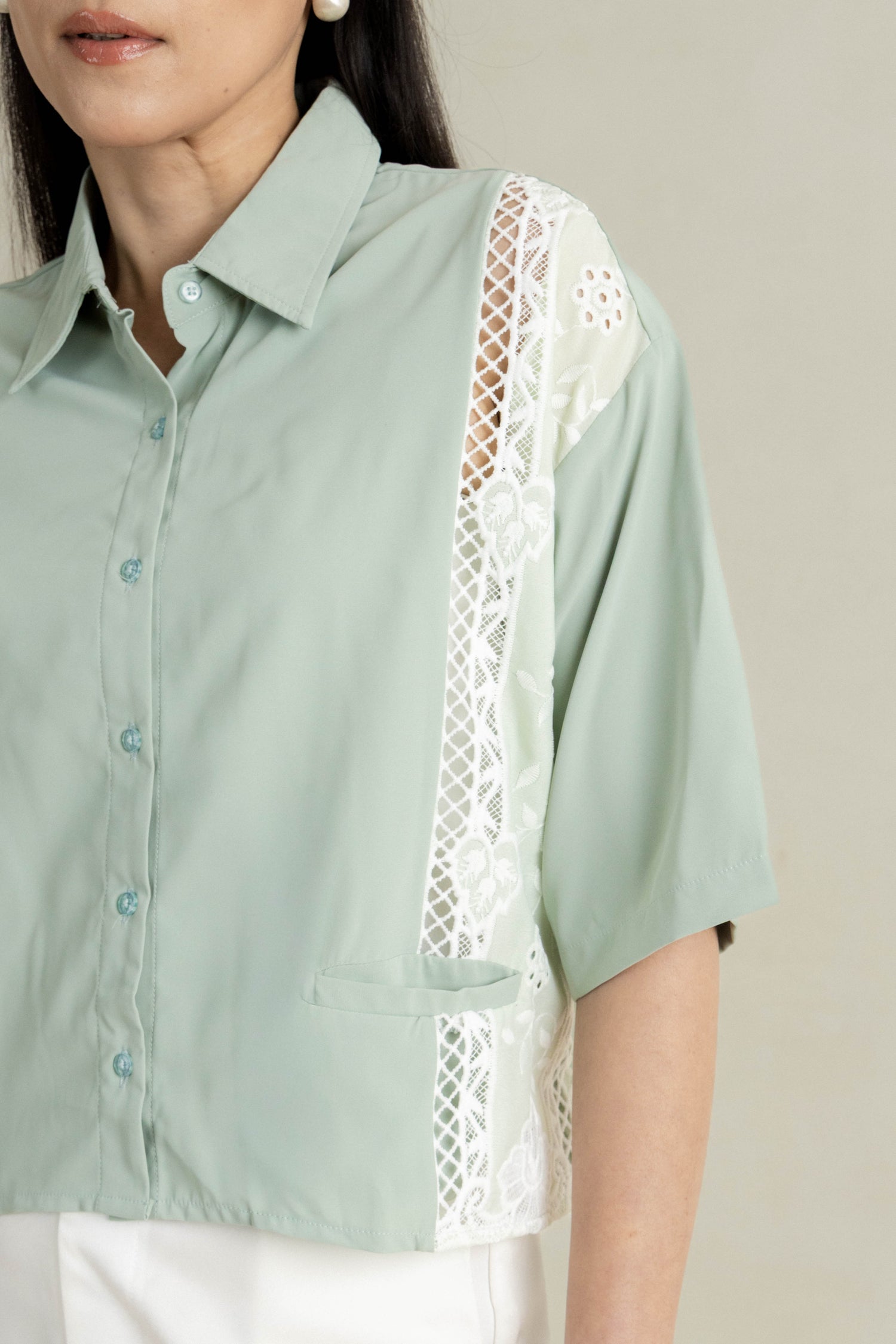 Geia Crop Shirt