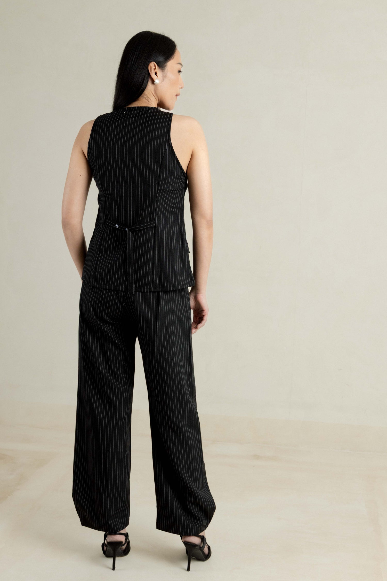 Niken Vest