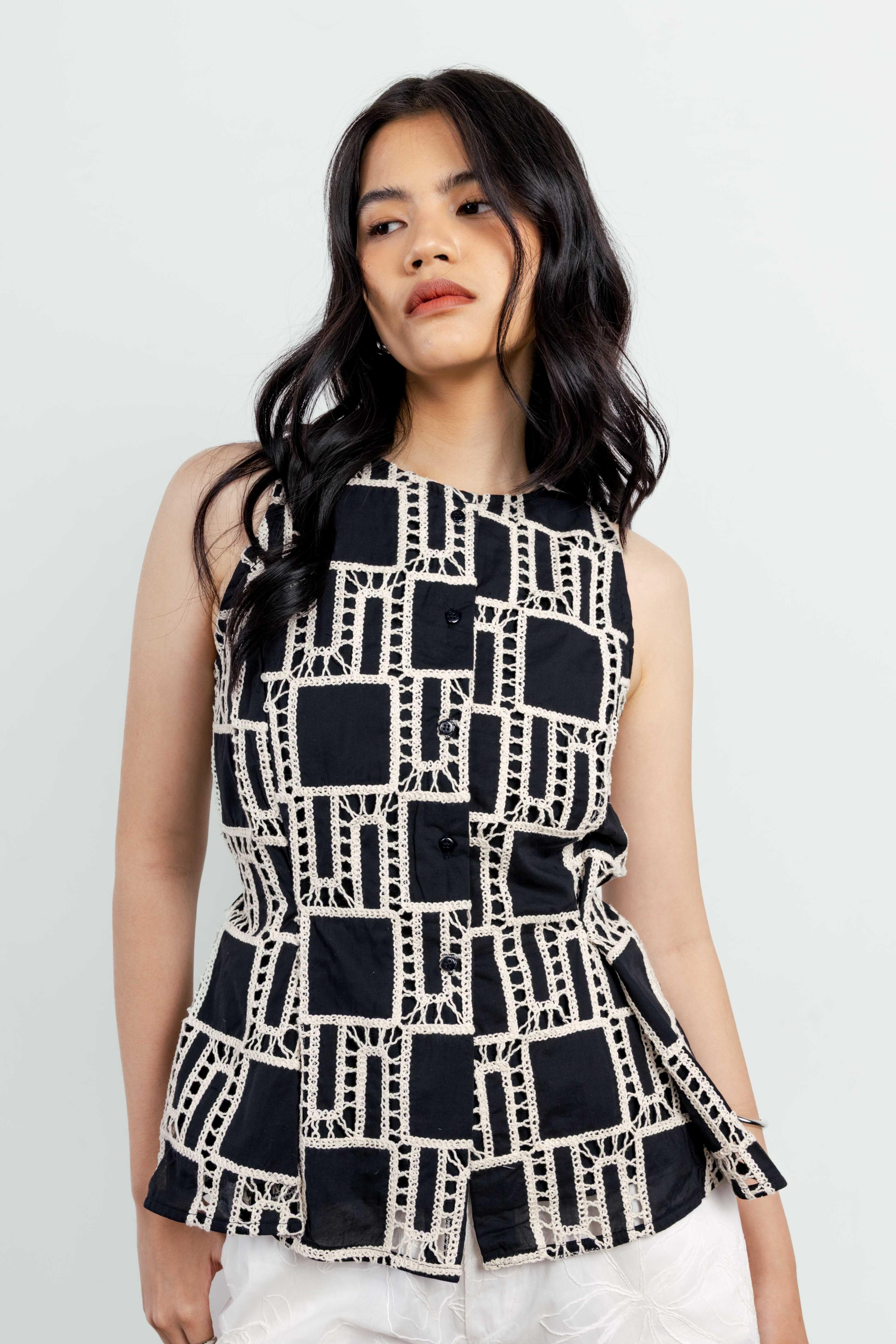 Layla Vest – Gaudi Clothing