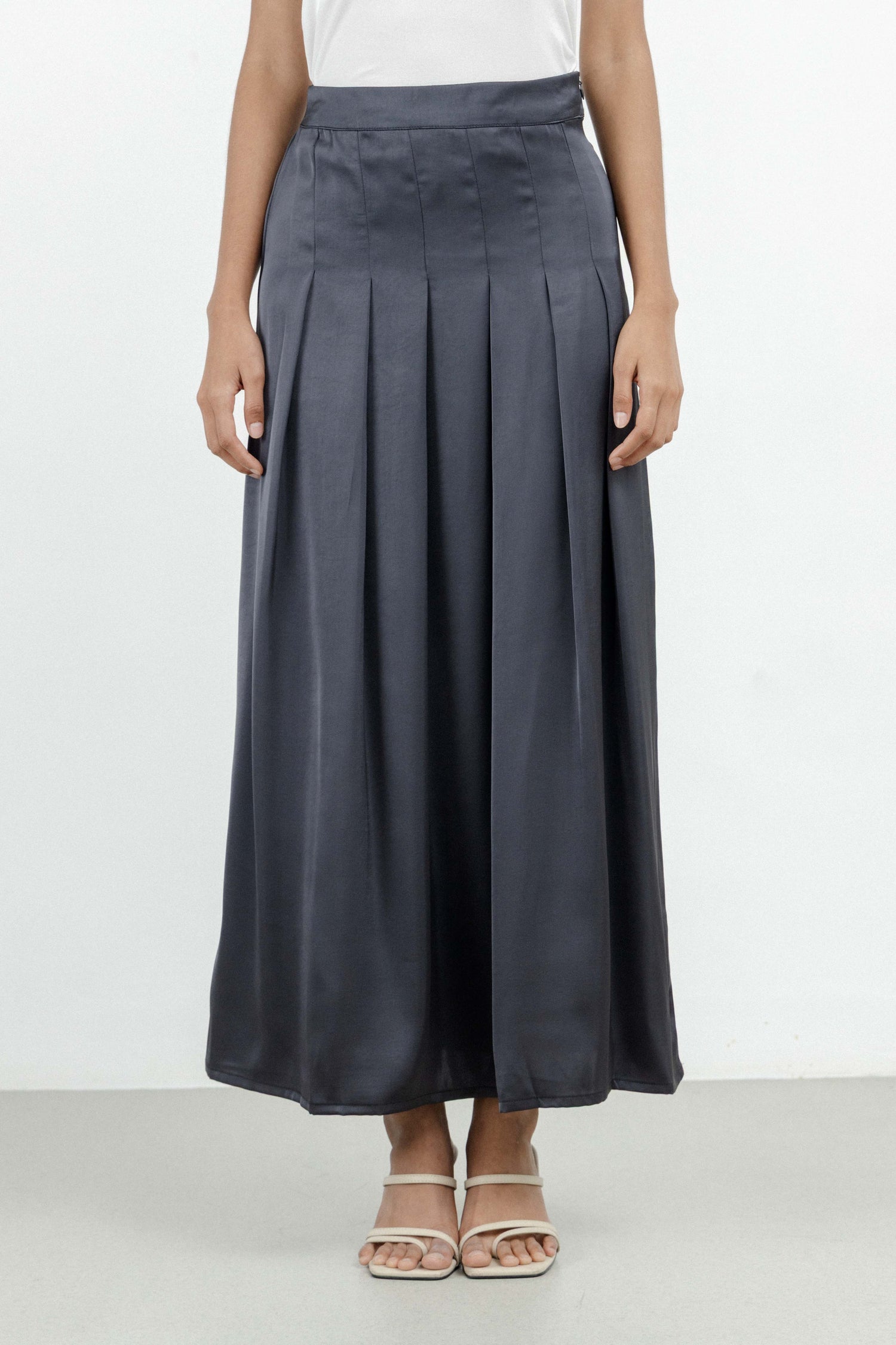 Orlena Skirt