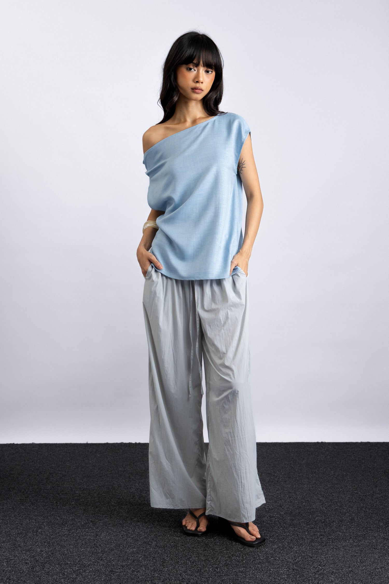 Cyrus Top